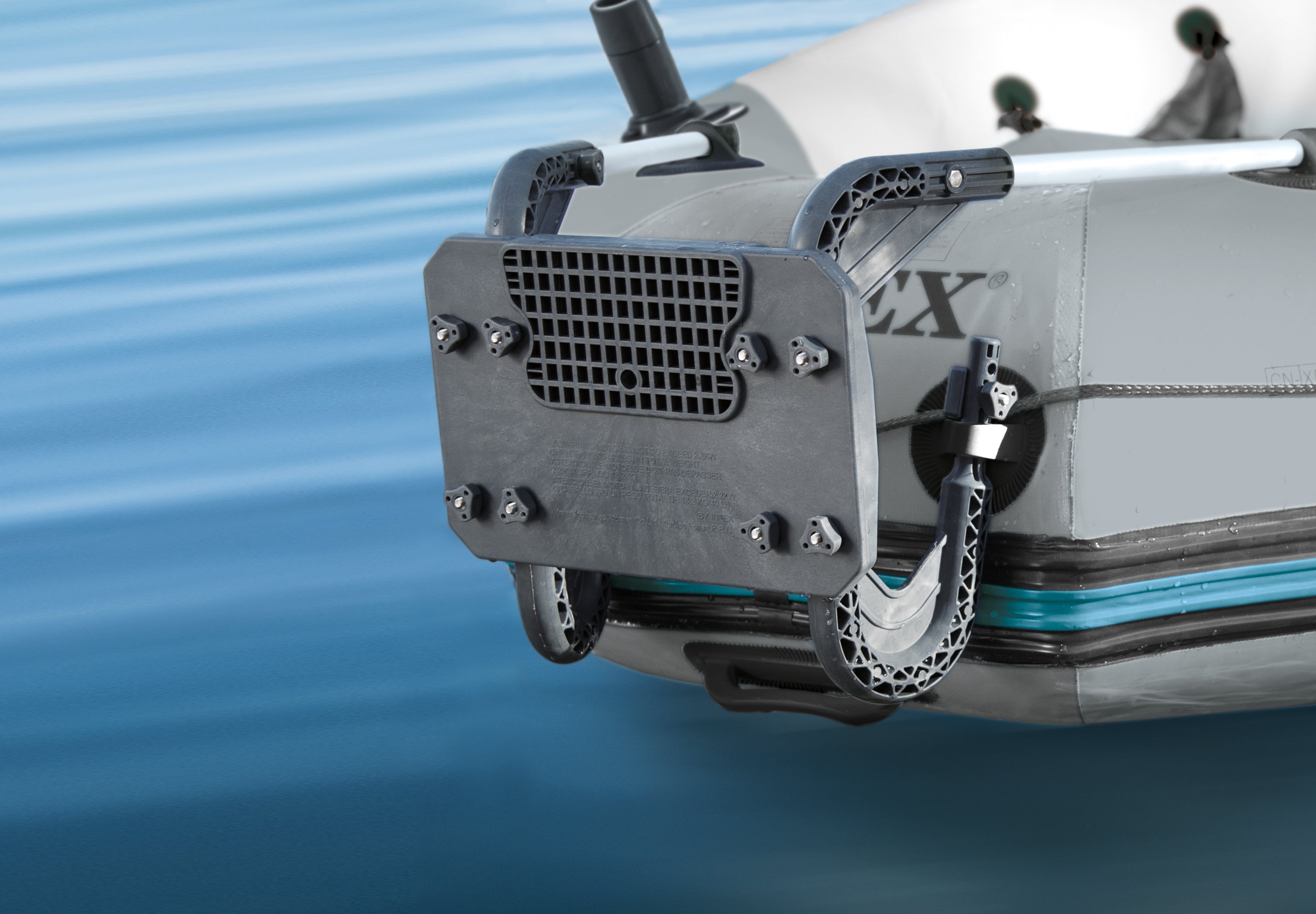 Intex 68624NP – Motorbevestigingsset voor Opblaasboten | Motorsteun Mariner, Excursion, Seahawk, Challenger etc.