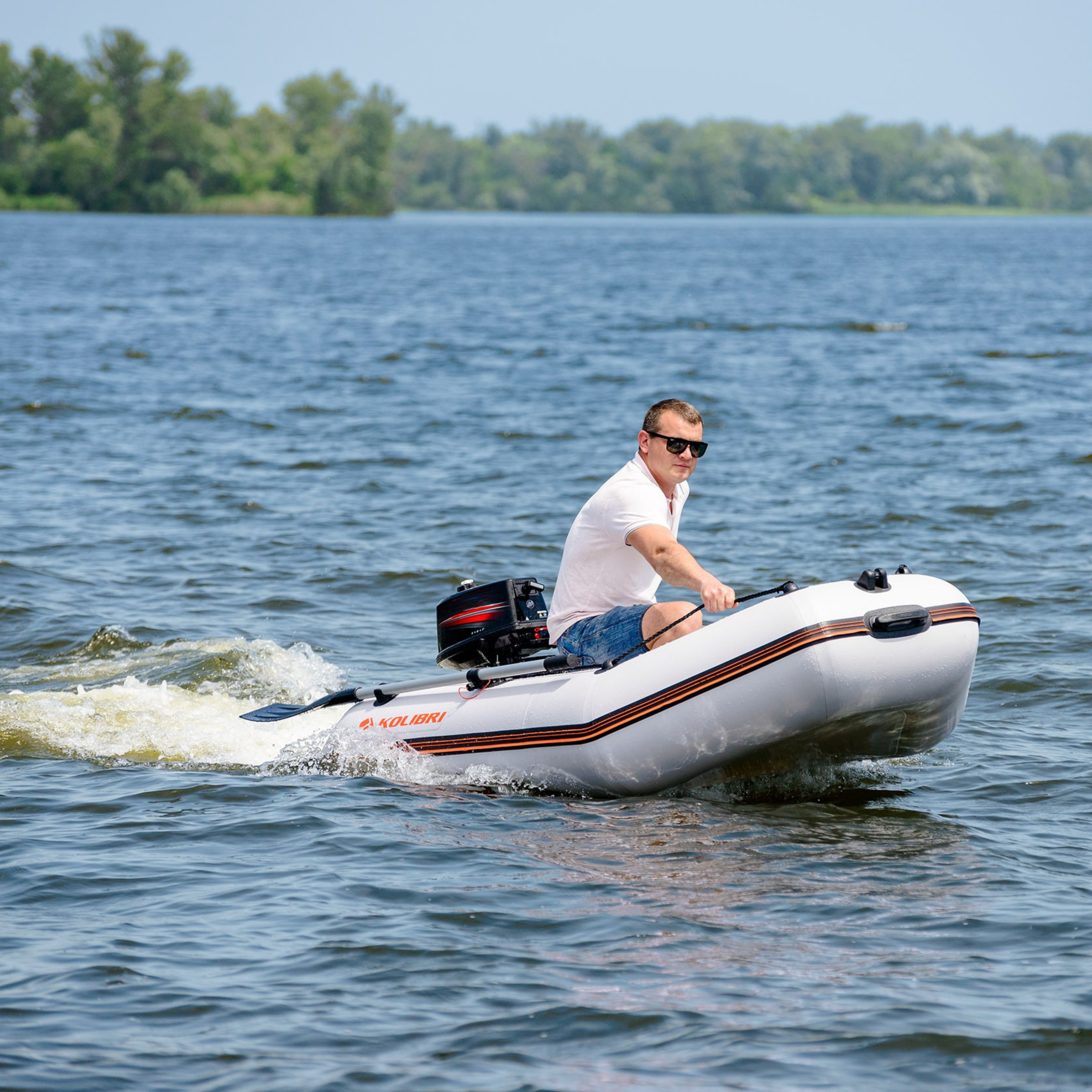 Kolibri KM-260B Rubberboot met Boekvloer – Compacte en Robuuste Opblaasboot voor 2 + 1 Personen
